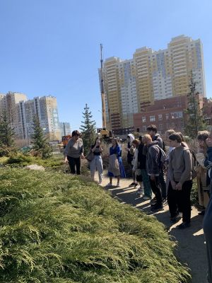 Весенний урок экологической школы Союза журналистов прошел в ботаническом саду ЧелГУ
