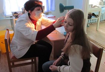 В Еманжелинске начался плановый медосмотр для старших школьников
