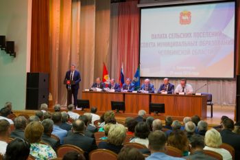 Депутат Госдумы Анатолий Литовченко уверен, что необходимо менять межбюджетные отношения в пользу органов местного самоуправления.