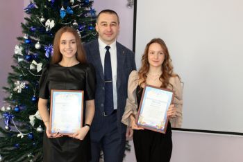 В Еманжелинске чествовали отличников учебы