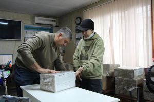 Еманжелинские охотники собрали гуманитарную помощь защитникам Отечества