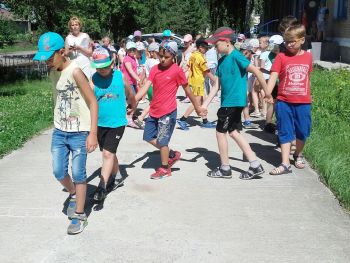Почти две тысячи еманжелинских школьников отдохнут нынешним летом в пришкольных и загородных лагерях