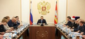 На этой неделе Алексей Текслер провел заседание оргкомитета по проведению Года единства народов России в Челябинской области