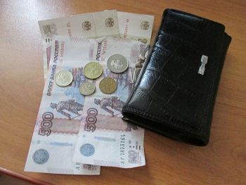 Для неработающих пенсионеров с 1 января пенсии увеличились на 3,7 процента