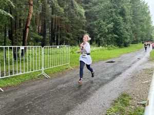 На старт марафона «Бег чистой воды», посвященного озеру Тургояк, вышло почти шесть тысяч участников разных возрастов