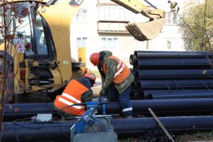 В Еманжелинске начался капитальный ремонт водовода на улице Титова