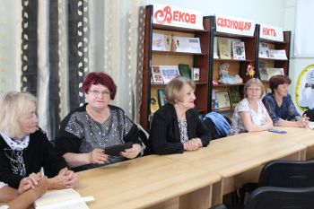В Еманжелинске чествовали супругов Сбитневых, объединивших свои судьбы более полувека назад