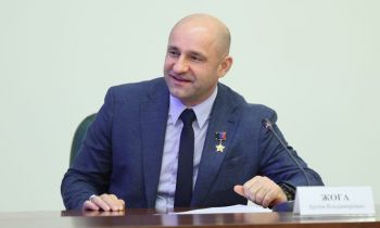 Полпред Артем Жога провел оперативное совещание по подготовке празднования 80-летия Победы и дал поручения