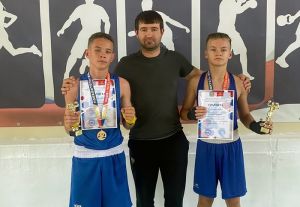 Еманжелинские боксеры стали победителями областных соревнований, посвященных памяти воинов, погибших в зоне спецоперации