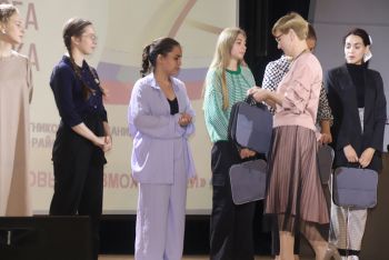 В Еманжелинске на большом педсовете подвели итоги прошедшего учебного года и определили задачи на перспективу