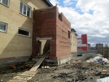 В Еманжелинске вынесли приговор работнику стройки, забившего насмерть коллегу