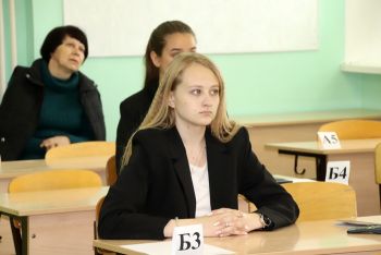 У выпускников Еманжелинского района начались единые госэкзамены