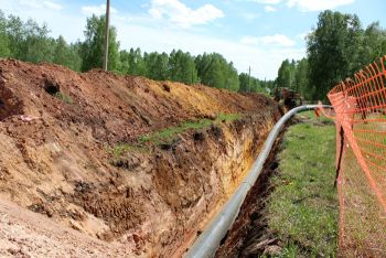 В засушливый период в Еманжелинском районе фиксируется большой расход воды жителями