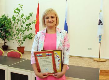 У &laquo;Любимого парикмахера&raquo; (руководитель Елена Свиридова) на ул. Герцена красивый современный фасад, благоустроена прилегающая территория