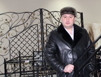 С Новым годом еманжелинцев поздравляет Сергей Сергеевич Татарников, индивидуальный предприниматель