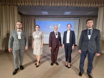 Учитель еманжелинской школы № 16 Александр Карасев вошел в пятерку финалистов регионального конкурса &laquo;Учитель года-2023&raquo;