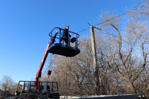 На въезде на станцию Еманжелинск восстановили уличное освещение
