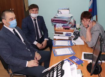 Более 50 человек обратилось в местное отделение &laquo;Единой России&raquo; во время декады приемов