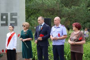 В Еманжелинске отметили День памяти и скорби