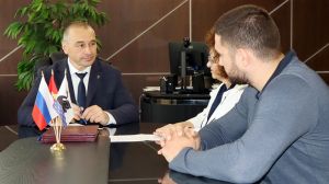 Глава Еманжелинского округа Евгений Светлов подписал новые важные для развития муниципалитета инвестиционные соглашения